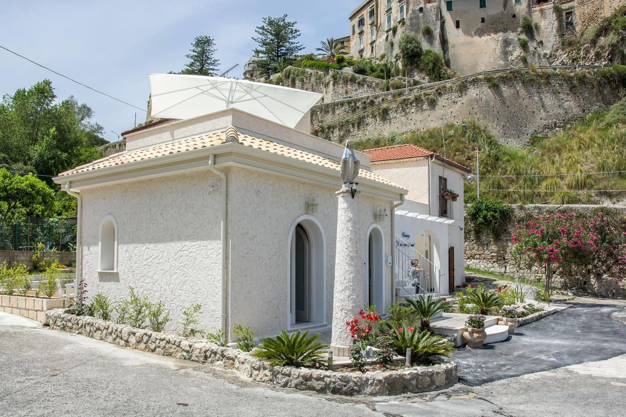 Residenza A Due Passi Dal Mare Hotell Tropea Exteriör bild